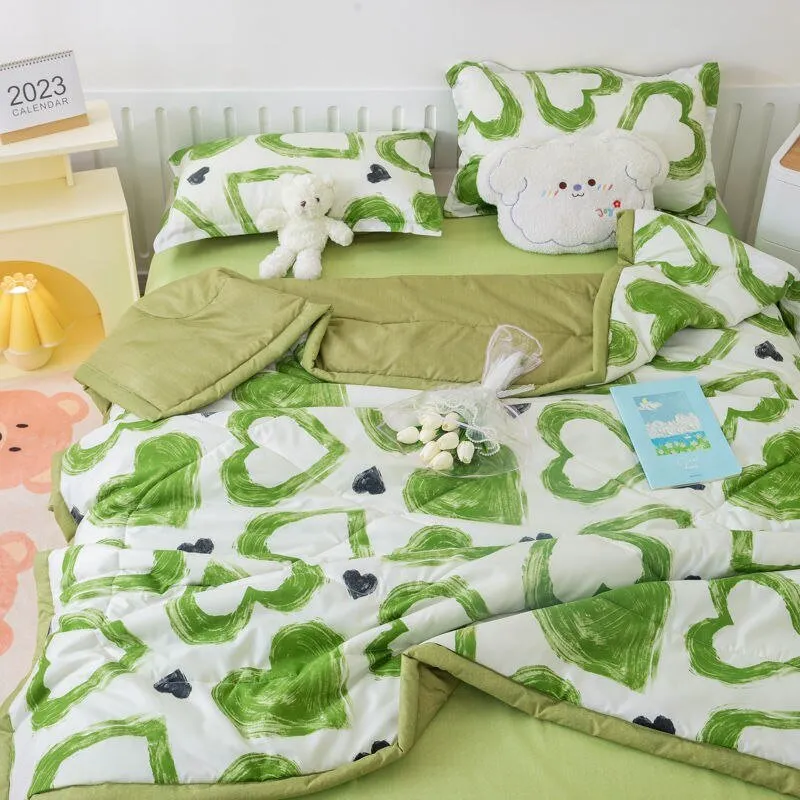 Cute Bear Summer Quilt: Washable Comforter