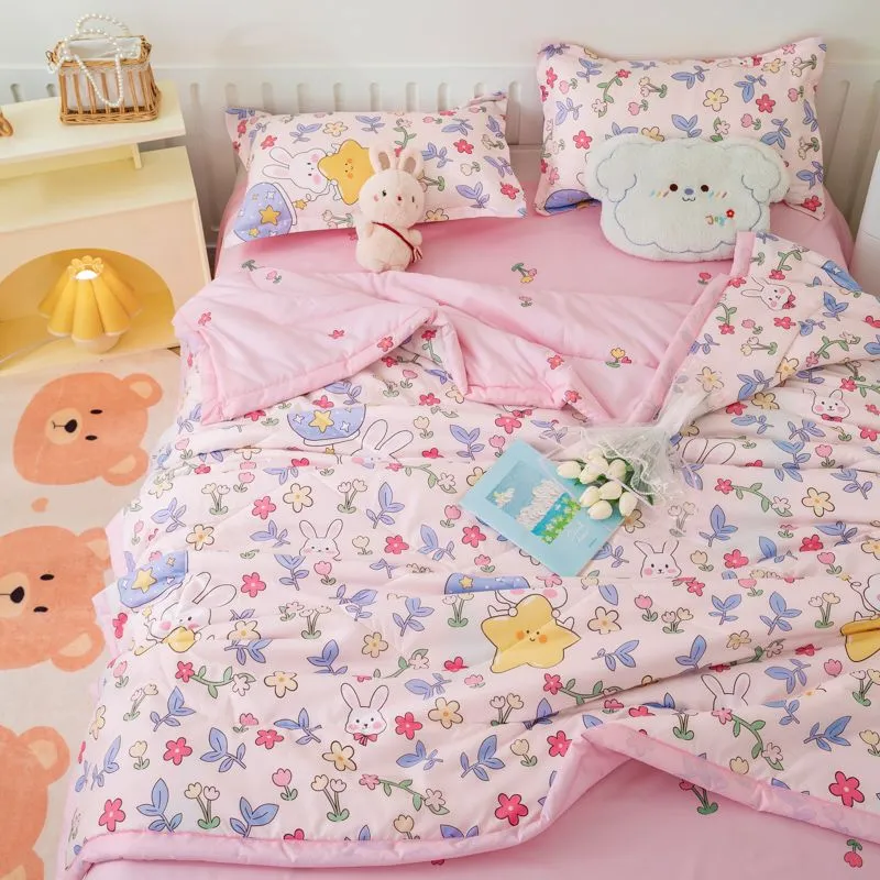 Cute Bear Summer Quilt: Washable Comforter