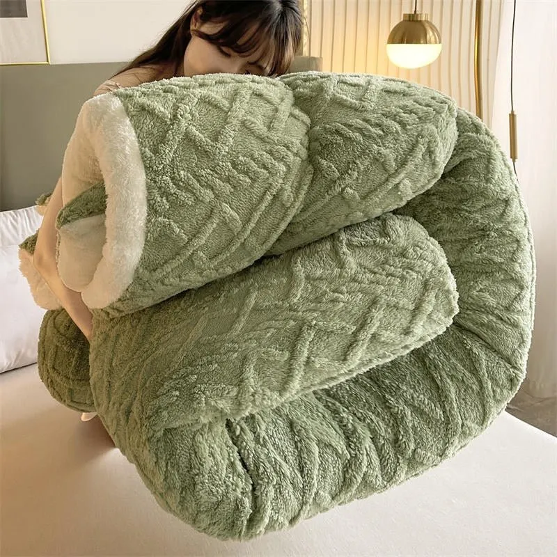 Super Thick Winter Warm Blanket with Artificial Lamb Cashmere for Bed