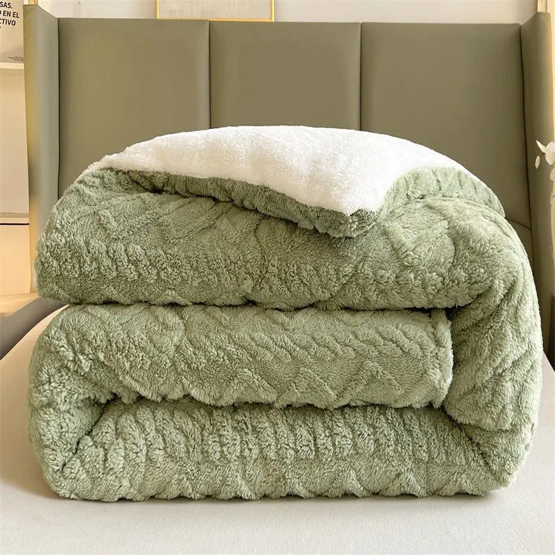 Super Thick Winter Warm Blanket with Artificial Lamb Cashmere for Bed